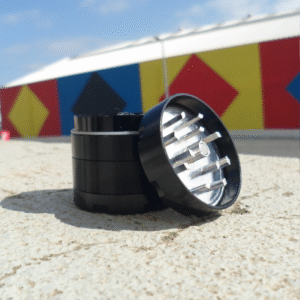grinder preto 40mm 4 partes