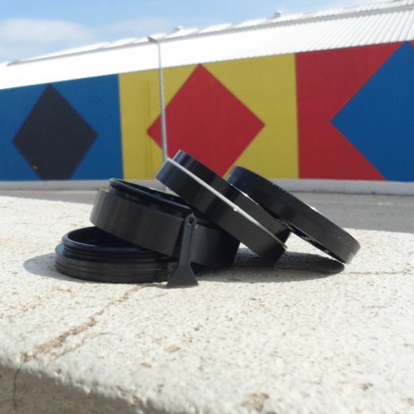 grinder prateado 60mm 4 partes preto