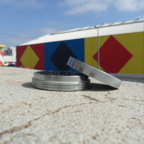 grinder prateado 60mm 2 partes