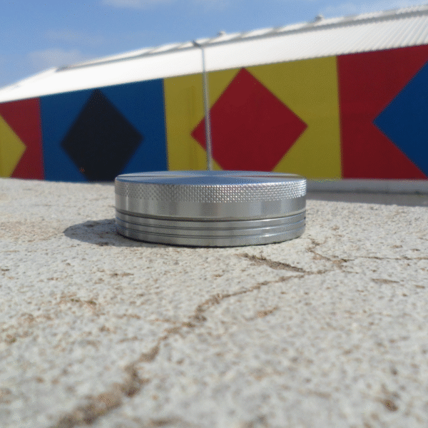 grinder prateado 60mm 2 partes
