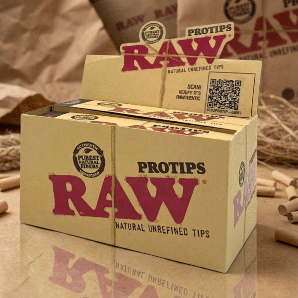 Firefly_Gemini Flash_Create a 1-1 high-end commercial product photo of RAW Pro Tips, using the exact produ 798673 (1)